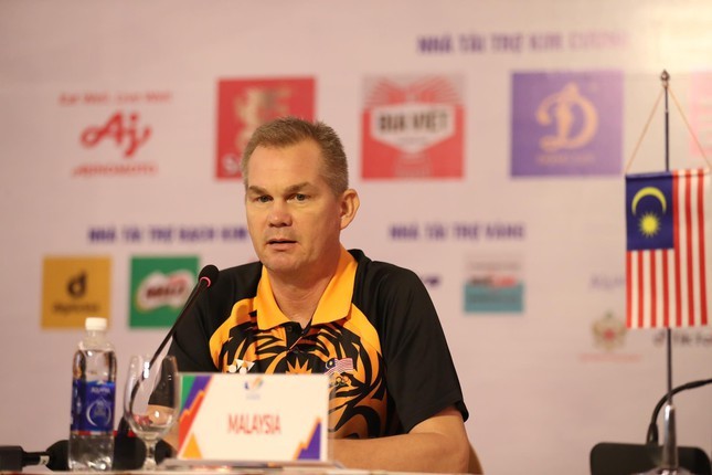 Chiến lược gia Brad Maloney nói rằng Malaysia sẽ thắng U23 Việt Nam trong 90 phút.