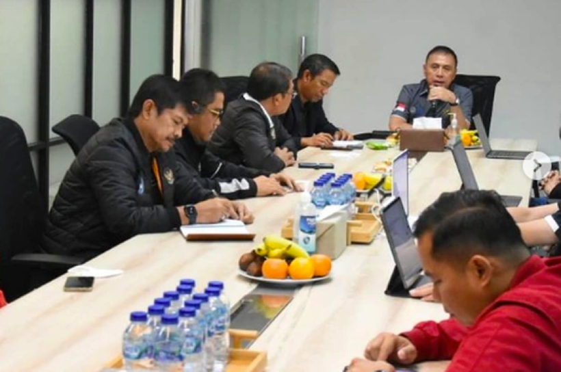 Liên đoàn bóng đá Indonesia họp nội bộ về việc rời AFF.
