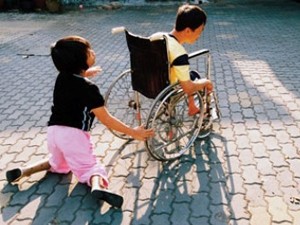 Vận động 14.800 trẻ khuyết tật mầm non đi học