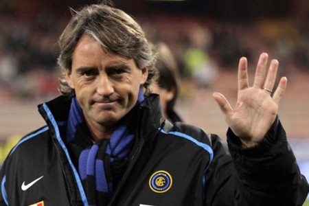 Roberto Mancini sẽ thay thế HLV Louis van Gaal? (clip)