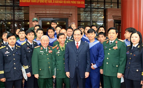 Kỷ niệm 65 năm ngày thành lập Quân đội nhân dân Việt Nam
