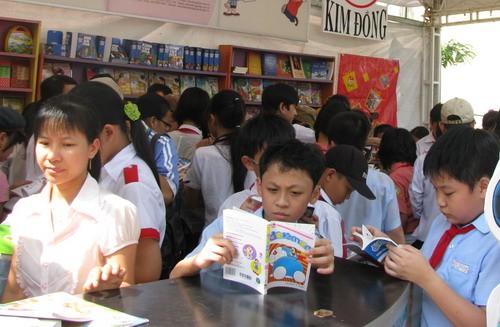 Hàng nghìn học sinh hưởng ứng Ngày đọc sách
