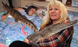 Người phụ nữ sống chung với cá sấu: Nó là con vật có khả năng ngoại cảm