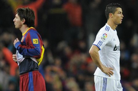 HLV Mourinho thừa nhận Messi vượt C.Ronaldo để giành QBV