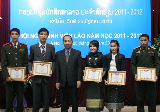 Nâng cao chất lượng học tập của sinh viên Lào tại Việt Nam