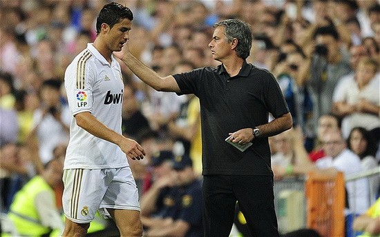 Santillana: Mourinho và Ronaldo sẽ giúp Real vô địch Champions League!
