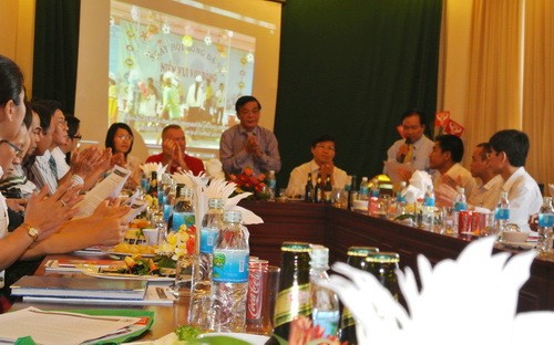 Thừa Thiên - Huế: Tổ chức giải bóng đá cộng đồng tại Việt Nam lần thứ nhất