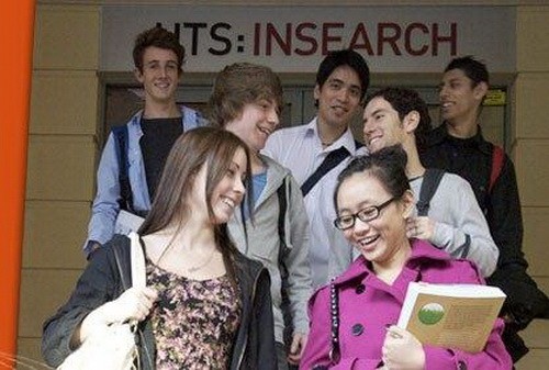 Đại sứ quán Úc chúc mừng sinh viên nhận học bổng UTS:INSEARCH