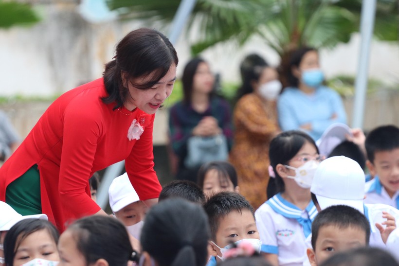 Tỉnh Quảng Bình tuyển dụng 743 giáo viên hợp đồng thời hạn 12 tháng. (Ảnh: Tiến Hiệp).