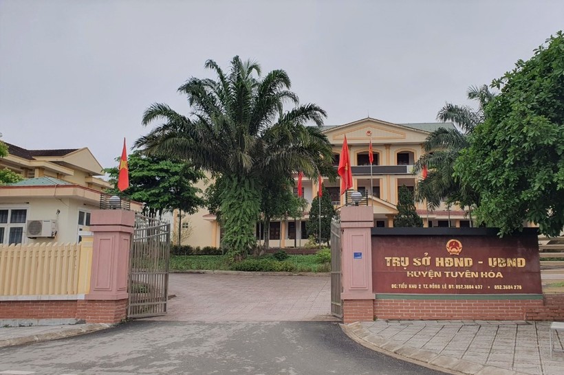 Trụ sở HĐND, UBND huyện Tuyên Hóa - nơi bà Mai đang công tác. (Ảnh: Tiến Hiệp).