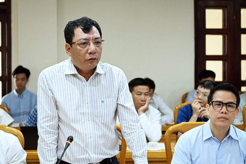Tổng Giám đốc PV-Power Lê Như Linh thông tin sơ bộ về dự án Nhà máy điện khí LNG. (Ảnh: BHT)