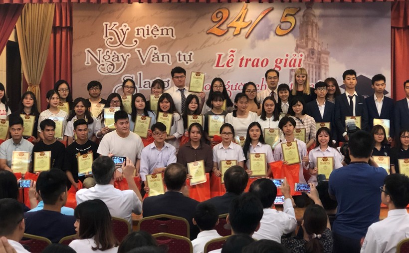 Học sinh Việt Nam đoạt học bổng du học của Liên Bang Nga tại cuộc thi Olympic 2019.