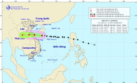 Các tỉnh từ Nghệ An đến Quảng Bình khẩn cấp ứng phó với bão Poudul