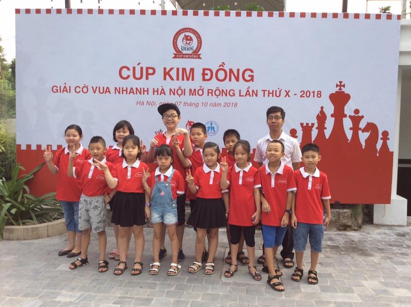 Các cầu thủ nhí tham gia tranh giải Cup Nhi Đồng