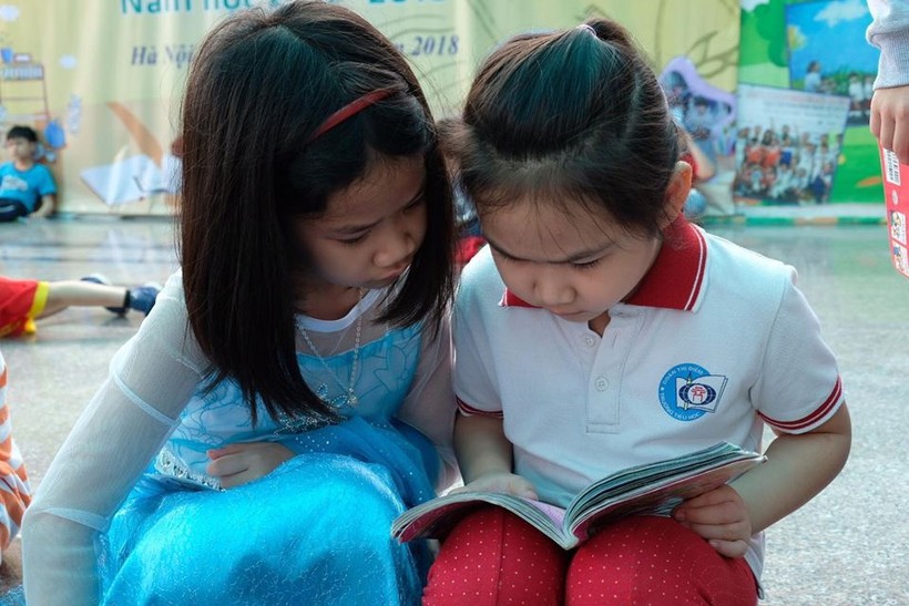 Các em học sinh tại Ngày hội Văn hóa đọc