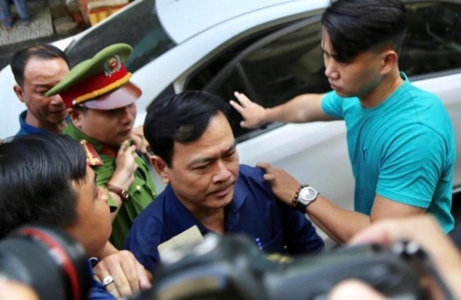 Bị cáo Nguyễn Hữu Linh xuất hiện ở phiên xử sơ thẩm. Ảnh: PLO.