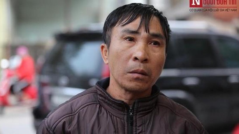 Ông Cao Văn Hường, bố của nữ sinh giao gà bị sát hại. Ảnh: NĐT.