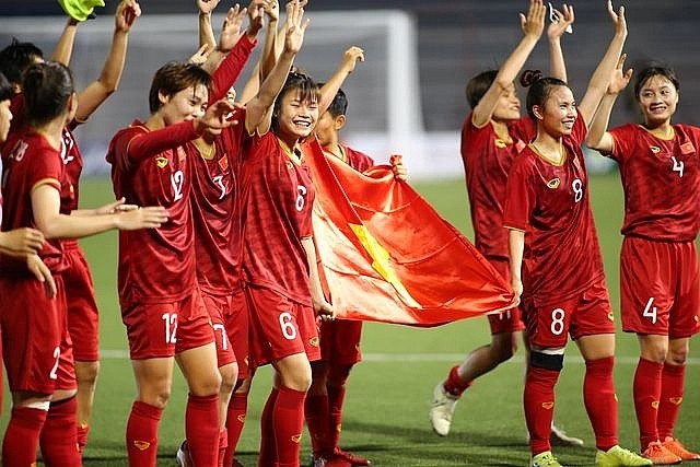 Đội tuyển nữ Việt Nam sẽ ở lại cổ vũ U22 Việt Nam tại chung kết môn bóng đá nam SEA Games 30.