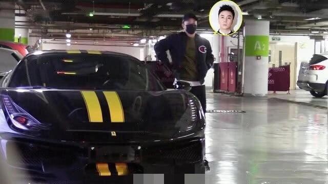 Ngày 12/12, Toutiao đưa tin Thích Tiểu Long xuất hiện tại một trung tâm thương mại ở Bắc Kinh. Nam diễn viên gây chú ý khi điều khiển siêu xe Ferrari mới được anh bổ sung vào bộ sưu tập xế hộp hạng sang của mình cách đây không lâu.