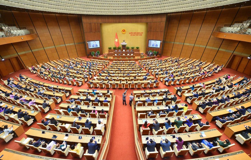 Kỳ họp thứ 6, Quốc hội khóa XV diễn ra trong 22 ngày.