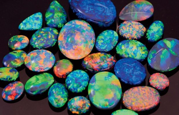 Cơn sốt đá quý opal
