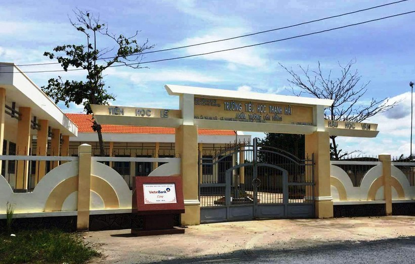 Trường Tiểu học Thạnh Hải (điểm Cồn Bửng) được xây dựng từ nguồn xã hội hóa