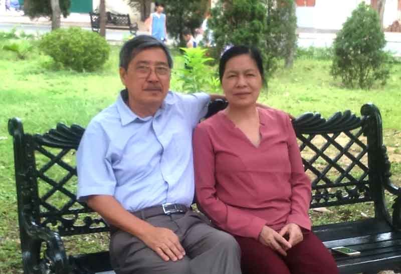 Vợ chồng nhà giáo về hưu Nguyễn Trung Ngọc - Phan Thị Nga