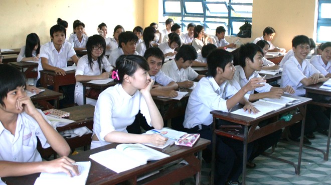Học sinh Trường THPT Nguyễn Hiền, Đà Nẵng trong một tiết học