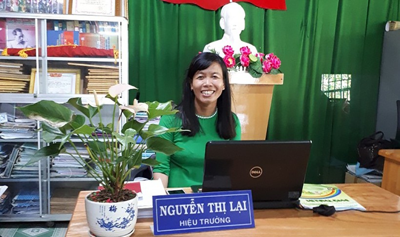 Cô Nguyễn Thị Lại - Hiệu trưởng Trường Mẫu giáo Tân Hộ Cơ (huyện Tân Hồng, Đồng Tháp)