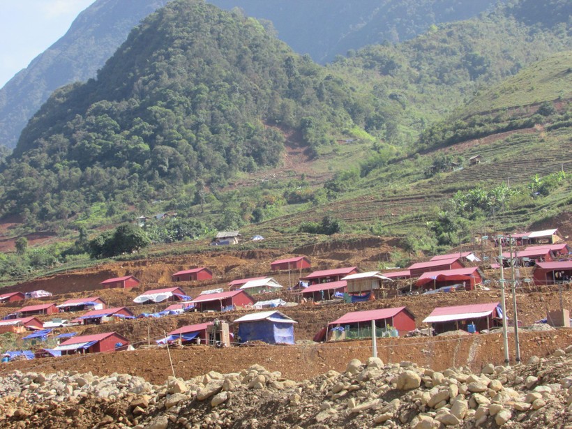 Huyện Mường La, tỉnh Sơn La xóa 407 nhà tạm cho hộ nghèo, khó khăn.