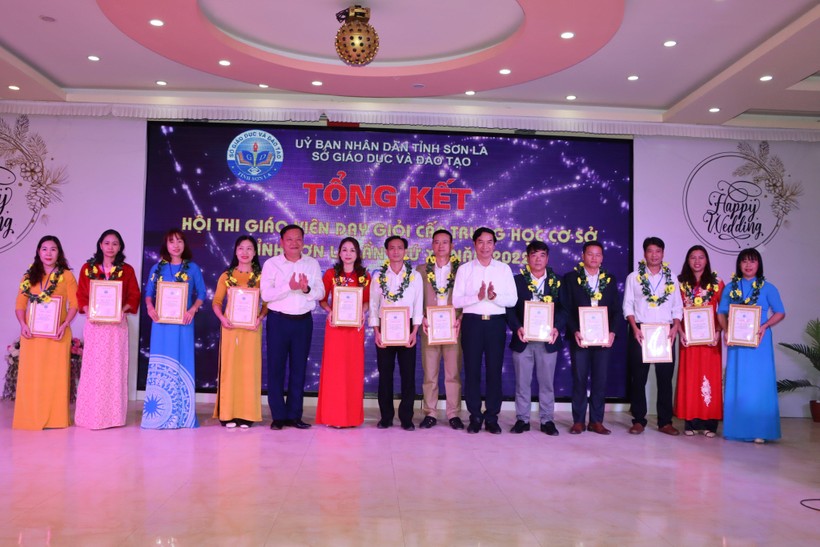 Gần 200 giáo viên THCS ở Sơn La được công nhận dạy giỏi cấp tỉnh.