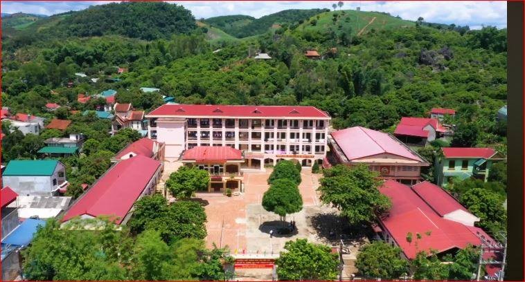 Toàn cảnh khuôn viên trường PTDT Nội trú THCS&THPT huyện Mai Sơn.