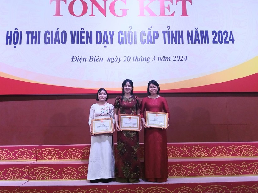 Ba giáo viên huyện vùng cao Mường Nhé đạt kết quả cao tại hội thi.