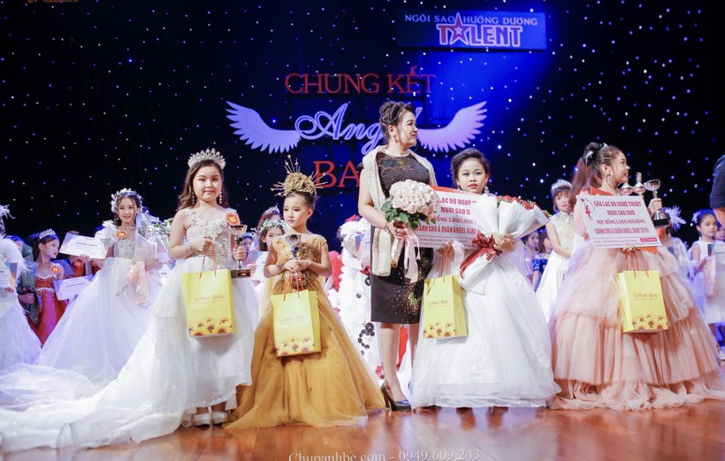 Nữ sinh Hoàng Bảo Ngọc - lớp 3A trường TH Trung Văn (Hà Nội) đoạt giải ngôi vị Á quân 