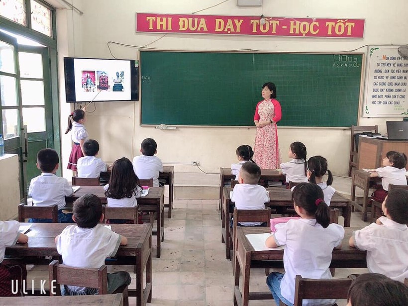 Các trường học của Ninh Bình phải sẵn sàng dạy học trực tuyến trong trường hợp HS tạm dừng đến trường do dịch Covid-19.
