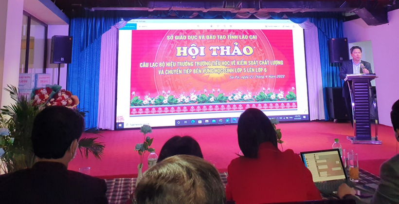 NGƯT Nguyễn Thế Dũng, Phó Giám đốc Sở GD&ĐT Lào Cai phát biểu tại Hội thảo.