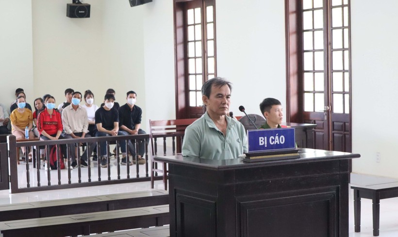 Phiên toà xét xử đối tượng Nguyễn Tấn Lễ ngày 20/3 (Nguồn: Đài Phát thanh - Truyền hình và Báo Bình Phước)