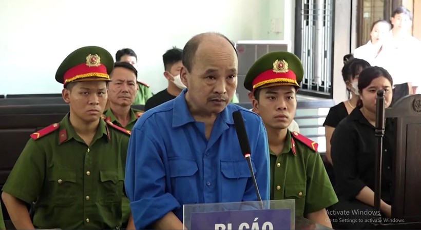 Bị cáo Đặng Văn Đồng bị tuyên án tử hình tại phiên sơ thẩm chiều 29/8 tại Tòa án nhân dân tỉnh Thừa Thiên - Huế (Ảnh: C.Đ).