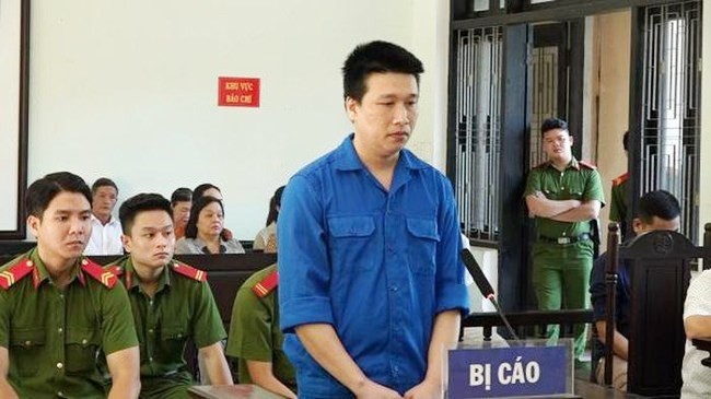 Tòa án nhân dân tỉnh Thừa Thiên - Huế tuyên phạt Trần Minh Đức tổng cộng 21 năm tù. (Ảnh: H.L)