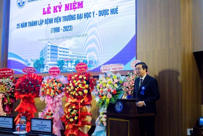GS.TS Nguyễn Vũ Quốc Huy, Hiệu trưởng Trường Đại học Y – Dược, Đại học Huế phát biểu tại lễ kỷ niệm 25 năm thành lập Bệnh viện Trường Đại học Y – Dược Huế (tháng 11/2023).