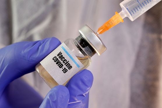 Tiêm thử nghiệm vắc xin ngừa COVID-19  “made in Việt Nam” trên người