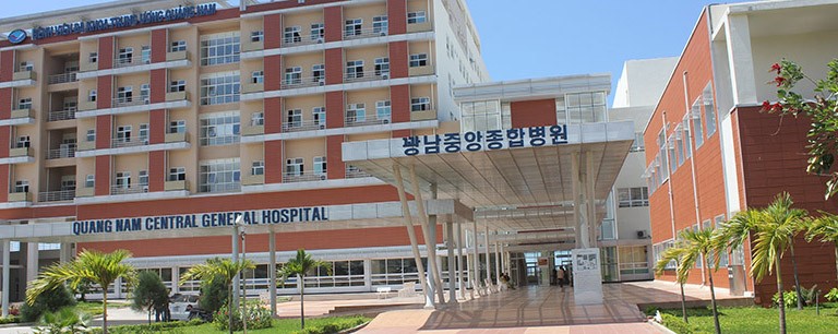 Bệnh viện đa khoa Trung ương Quảng Nam, nơi 3 bị can làm việc. Ảnh: bvtwqn.