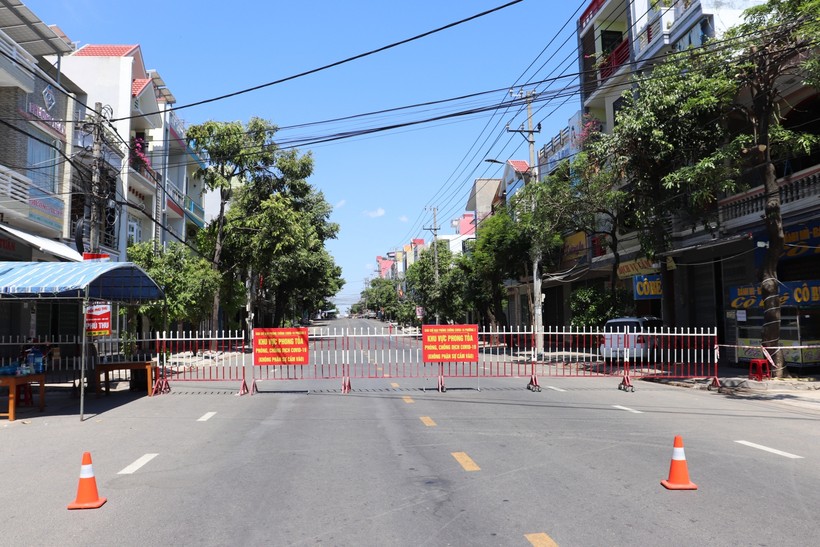 Khu vực phong tỏa kiểm soát dịch bệnh trên địa bàn thành phố Tuy Hòa. Ảnh: Cổng TTĐT Phú Yên.