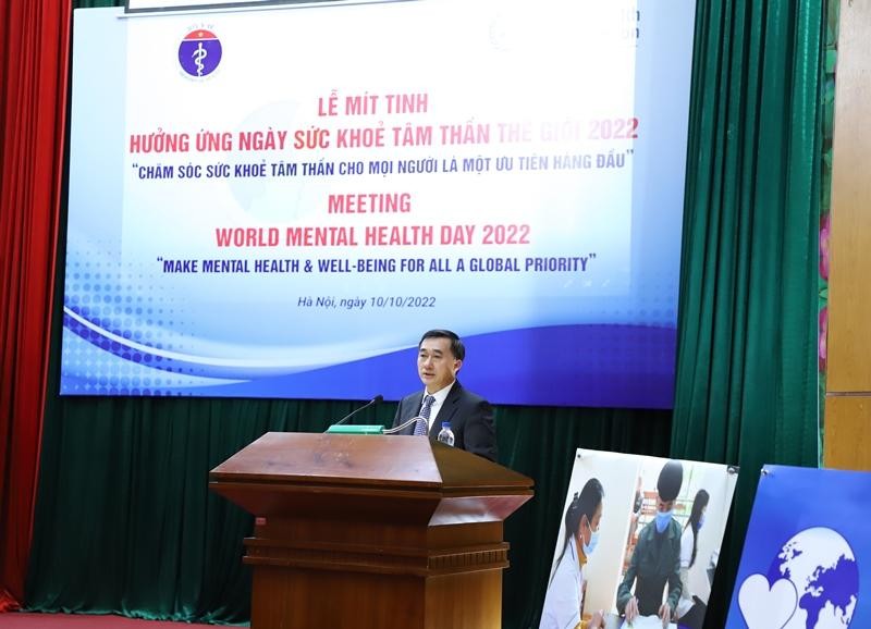 Thứ trưởng Bộ Y tế Trần Văn Thuấn phát biểu tại lễ mít tinh. Ảnh: BYT.