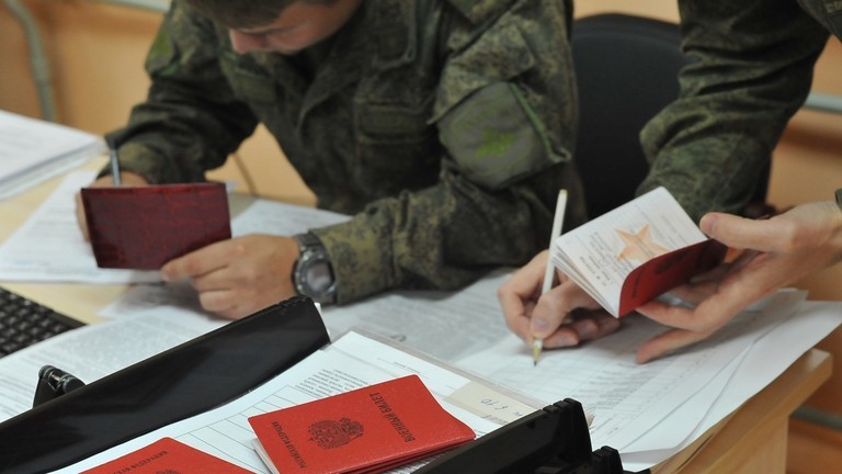 Số người gia nhập quân đội Nga ngày càng tăng