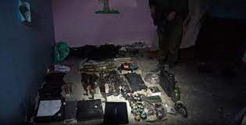 IDF được cho là đã phát hiện loại thiết bị dưới tầng hầm của bệnh viện Al-Rantisi bao gồm RPG, lựu đạn và Kalashnikov được Hamas dùng cho một cuộc chiến lớn