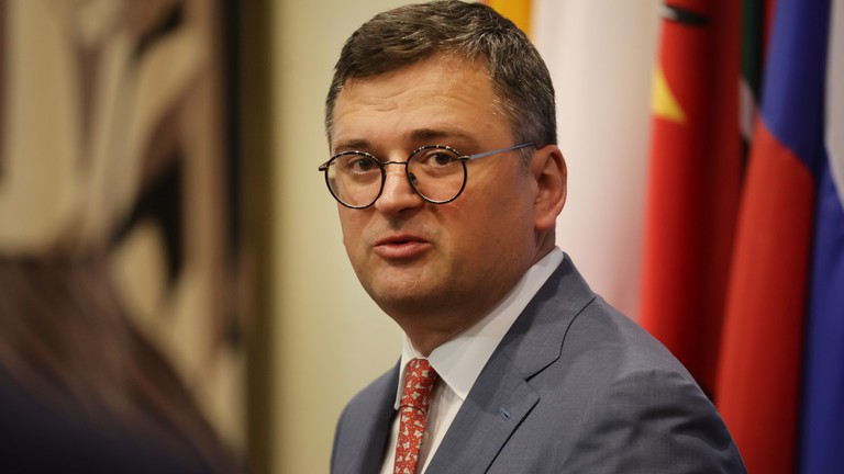 Ngoại trưởng Ukraine Dmitry Kuleba