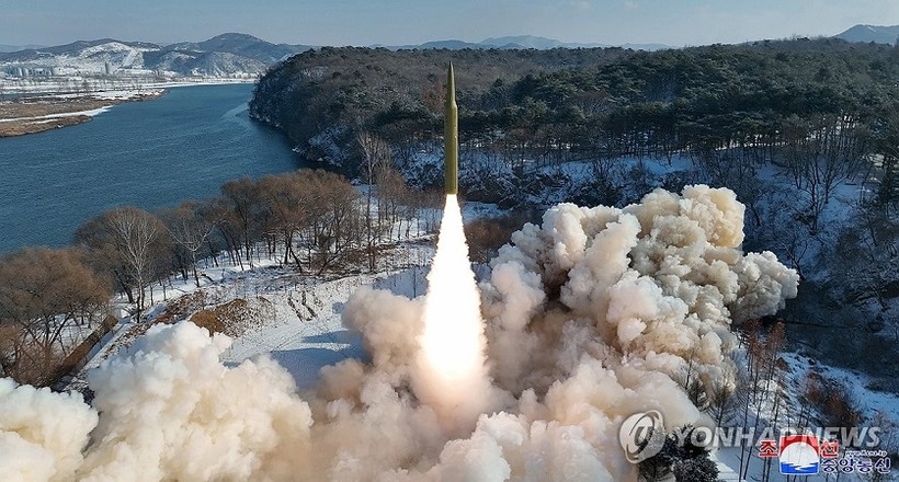 Triều Tiên tuyên bố phóng thành công IRBM 