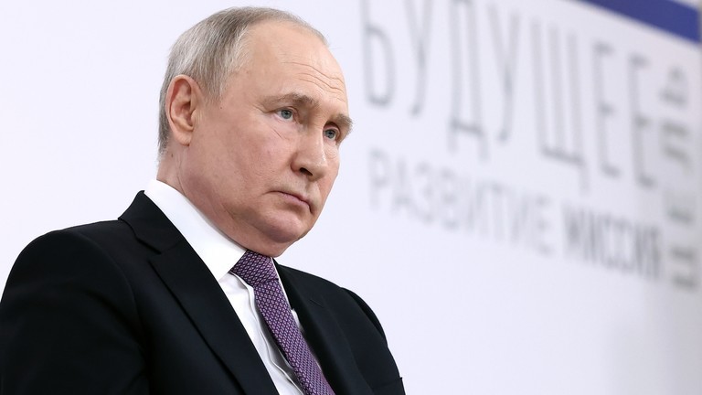 Tổng thống Nga Vladimir Putin tại diễn đàn "Tất cả vì một chiến thắng!" ở Tula, Nga, ngày 2/2/2024