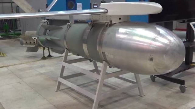 Nga được cho là bắt đầu sản xuất hàng loạt bom FAB-1500-M54